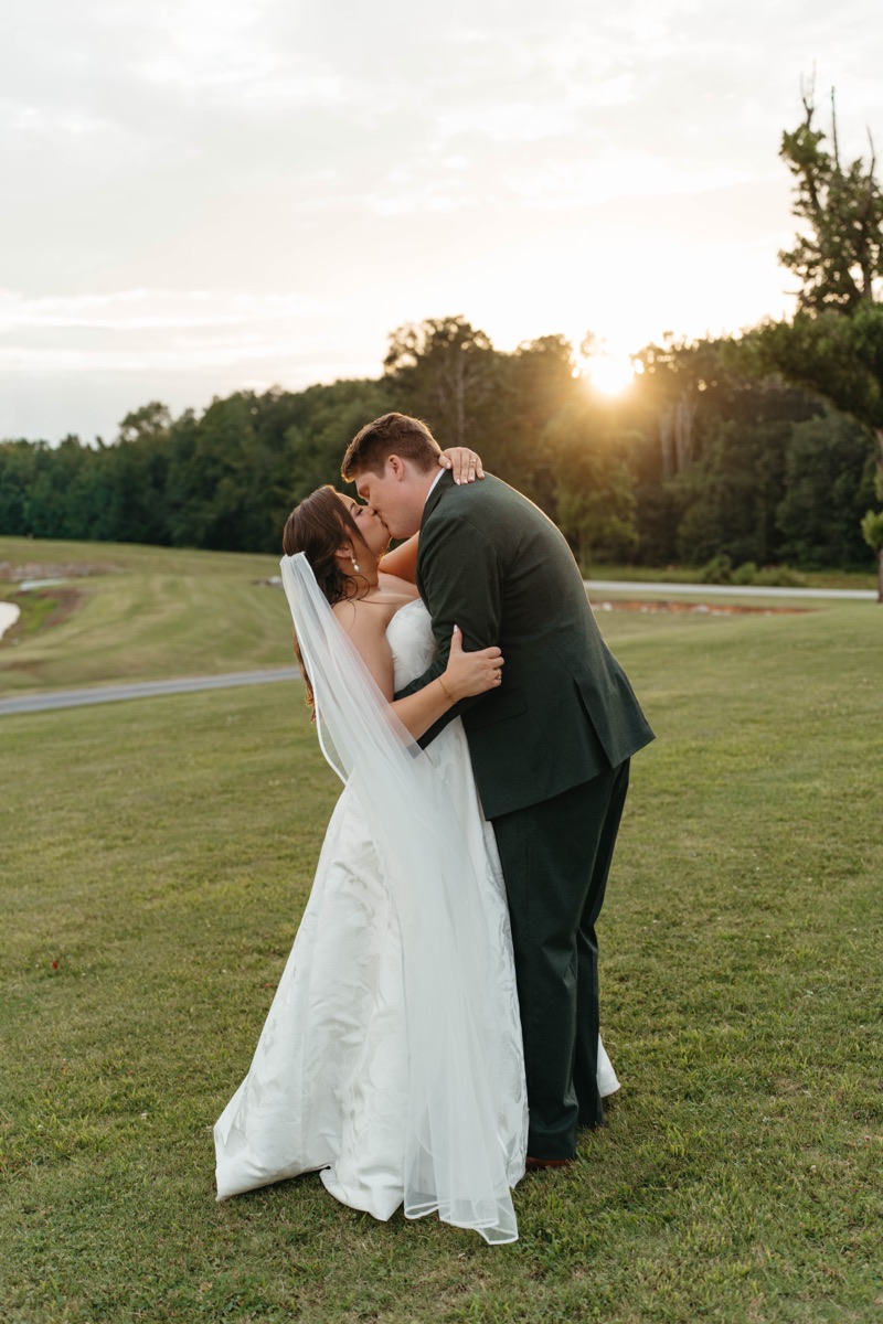 Lauren + Wilson, wedding photography by Michaela Lee Photo
